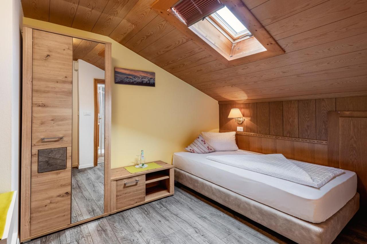 Pension Florian Burgusio Extérieur photo