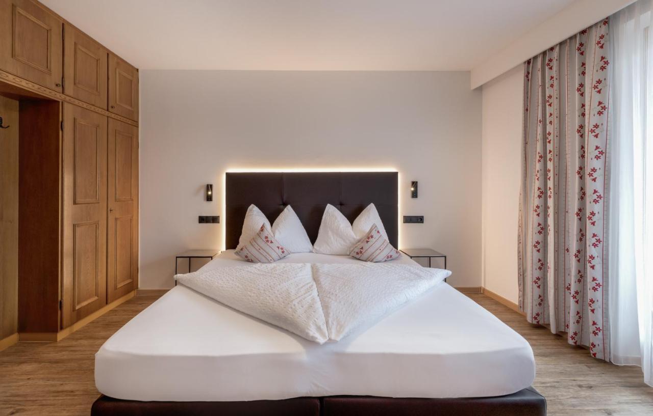 Pension Florian Burgusio Extérieur photo