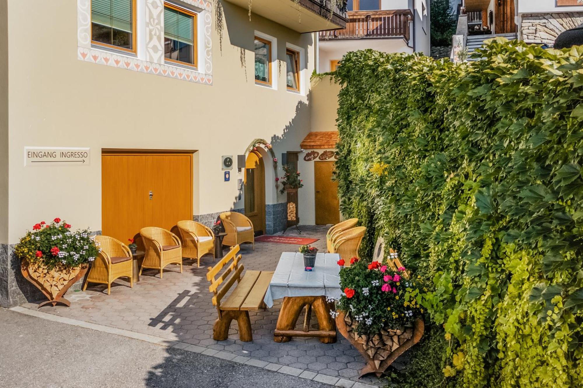 Pension Florian Burgusio Extérieur photo